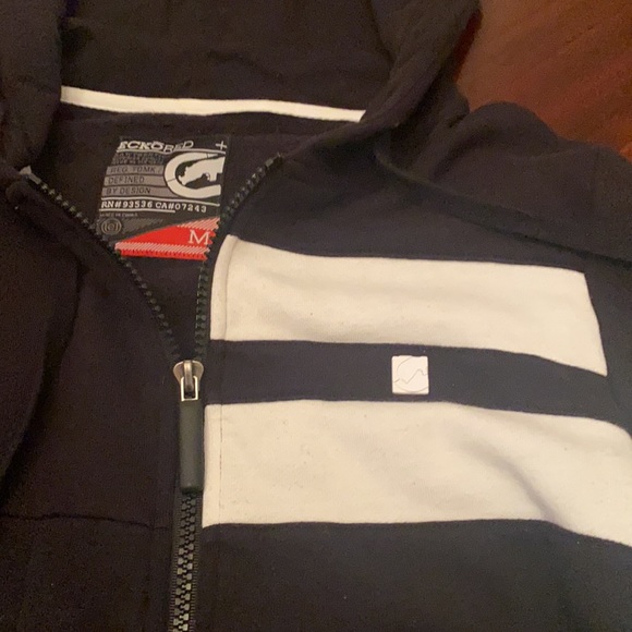 EckoRed hooded zip up sweater - Picture 2 of 9